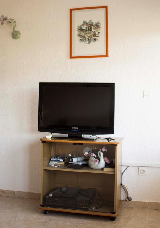 Apartment Gulic Supetarska Draga Ngoại thất bức ảnh